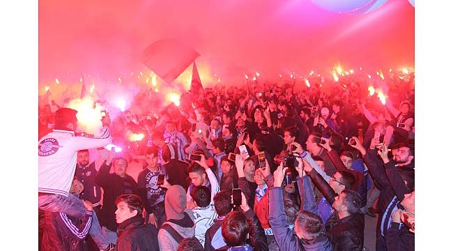Adana Demirspor'da coşkulu 77.yıl kutlaması