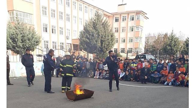 Adıyaman Öğrenciler İlkokulunda yangın tatbikatı