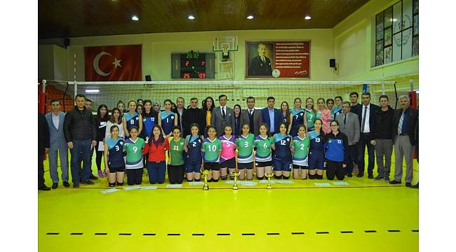 Adıyamanlı voleybolcular 2.lig yolunda