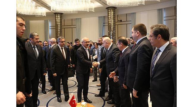 Akdeniz ve Karadeniz demiryoluyla bağlanıyor