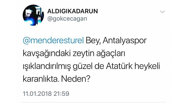 Atatürk Heykeli ışıklandırıldı