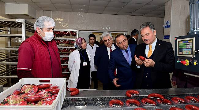 Başkan Çakır Nergis Et Entegre Tesisinde incelemelerde bulundu