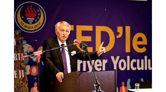 Başkan Günaydın'dan öğrencilere okuma nasihati