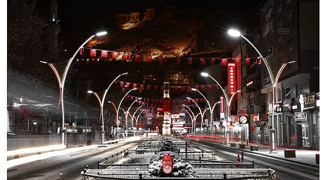 Bayburt bayraklarla donandı