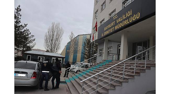 Bayburt'ta iki hırsızlık olayının failleri tutuklandı