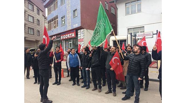 Bayburt'ta vatandaşlar gönüllü askerlik için askerlik şubesine koştu