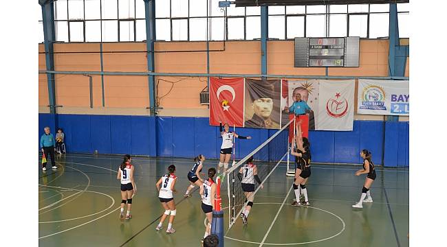 Bozüyük Bld. İdman Yurdu - Vakıfbank : 1-3