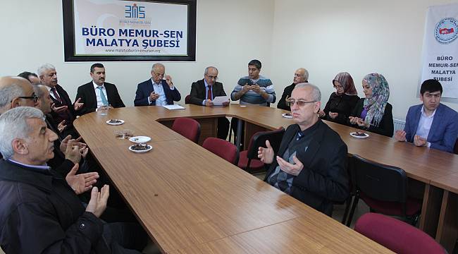 Büro Memur-Sen’den ‘Zeytin Dalı Harekatı’na destek