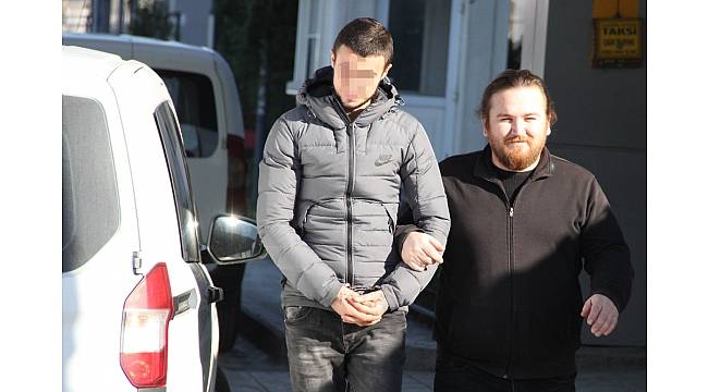 Cami tuvaletinde bonzai satarken yakalandı