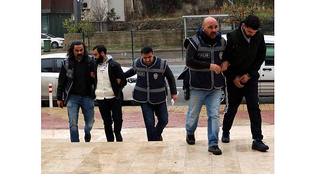 Cinayet şüphelilerine ömür boyu hapis cezası