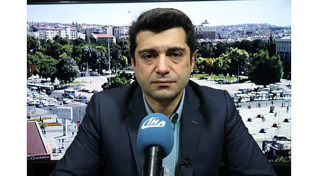 Doç. Dr. Yayla: "Türkiye satranç tahtasındaki piyonları dağıtıyor"