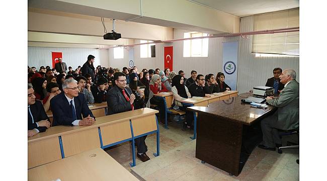 Elazığ'da "Okur Yazar Buluşmaları"