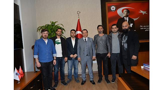 Emniyet Müdürü Yıldız'dan gazetecilere 'pasta' jesti
