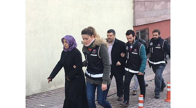 FETÖ zanlısı evini taşırken yakalandı