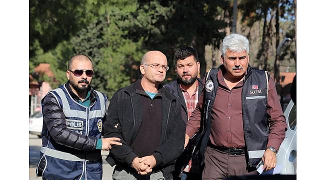 FETÖ'nün mahrem imamının telefonu ABD'den