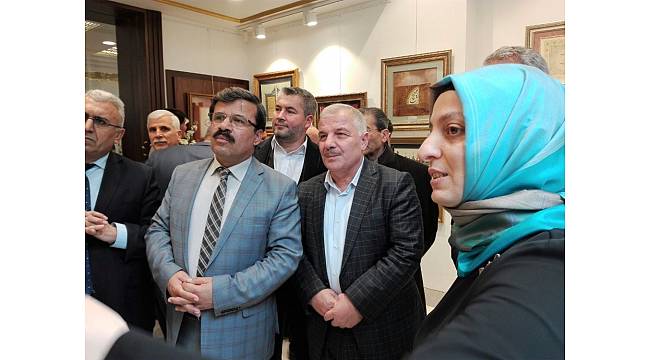 Göz kamaştıran tezhip sergisi