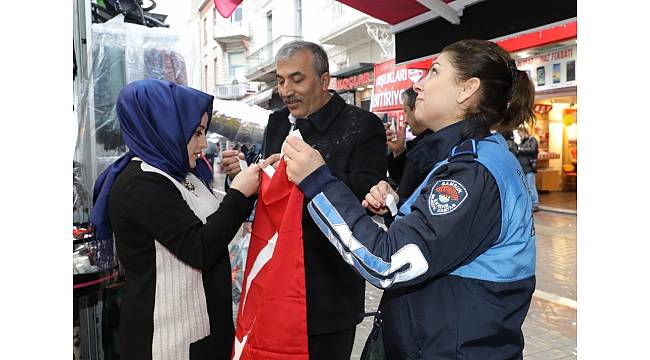 İlkadım'dan 'Zeytin Dalı'na bayraklı destek