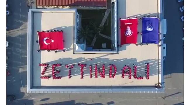 İnsan Zinciri oluşturan zabıtalar " Zeytin Dalı" yazdı