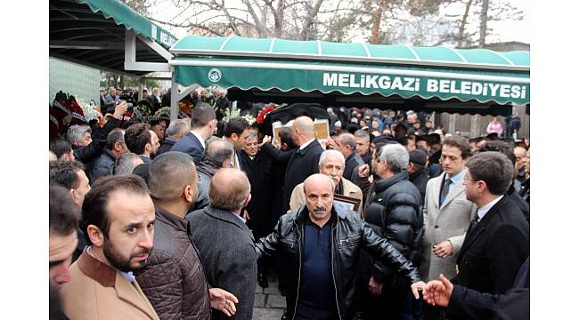 İşadamı Beğendik son yolculuğuna uğurlandı