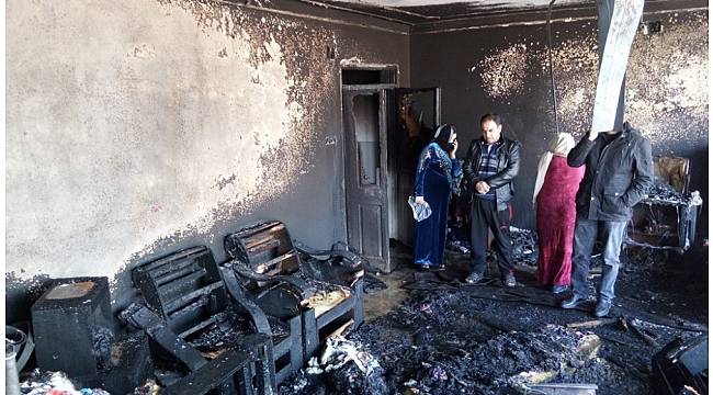 İtfaiye bir aileyi yanmaktan son anda kurtardı