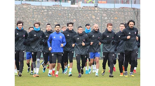 Karabükspor'da Gençlerbirliği hazırlığı sürüyor