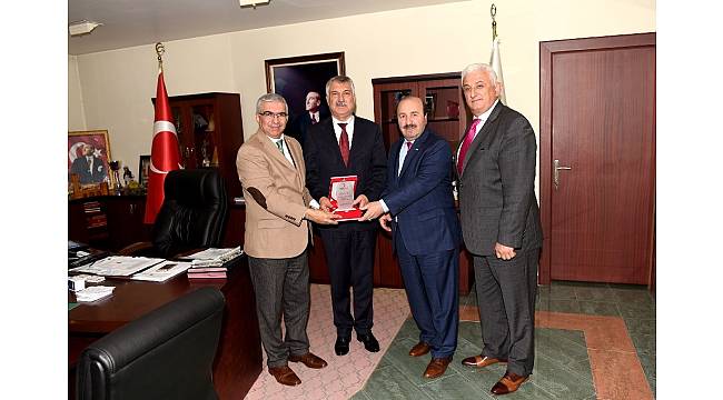 Karalar: "Kızılay'a her zaman destek olmak gerekiyor"