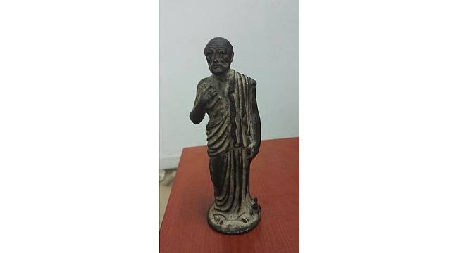 Karaman'da Roma dönemine ait heykel ele geçirildi