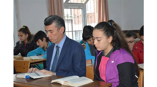 Kaymakam Sırmalı "Kitaplar, hayatımızın vazgeçilmez birer parçasıdır"