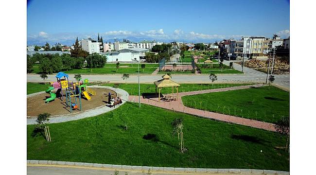 Kepez'den Altınova Orta Mahalleye semt parkı