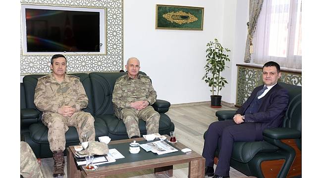 Komutanlardan Kaymakam Doğramacı'ya ziyaret
