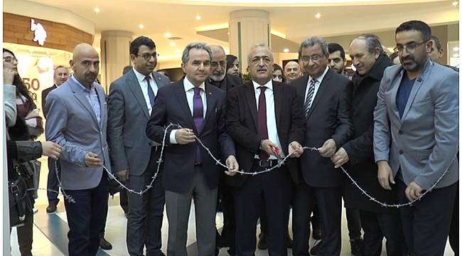 Kudüs sergisine "Dikenli Telli" açılış