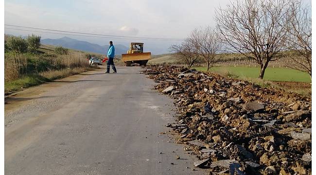 Manisa'da yollar asfaltla yenileniyor