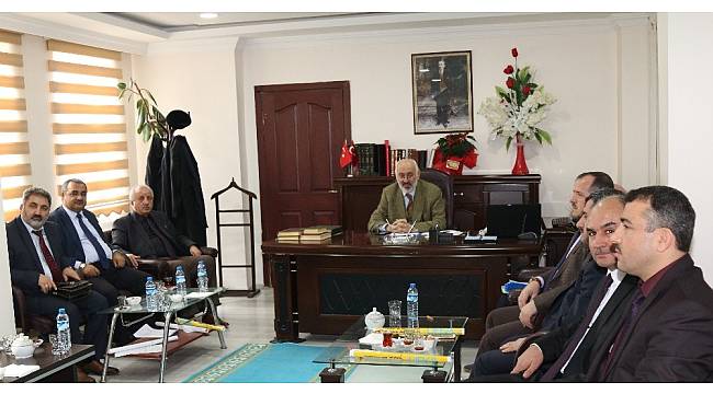 Muradiye'de ilçe müftüleri toplantısı