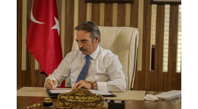 Rektör Bağlı "10 Ocak Çalışan Gazeteciler Günü" mesajı yayımladı