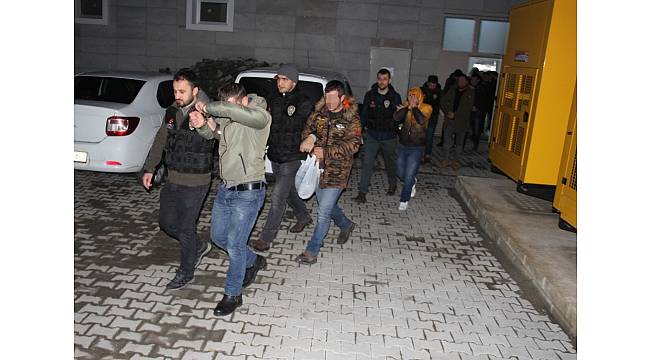 Samsun&#39;da uyuşturucu ticaretinden 9 kişi adliyeye sevk edildi