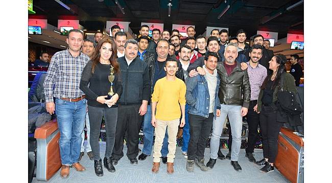 Şanlıurfa'da gazeteciler bowling turnuvasında buluştu