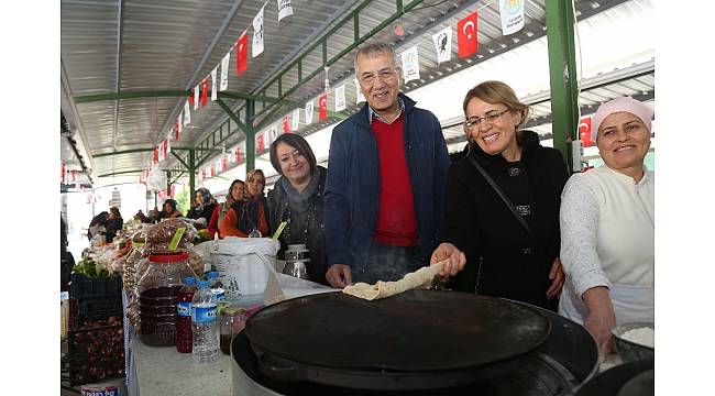 Tarhan, Kadın Üretici Pazarını ziyaret etti