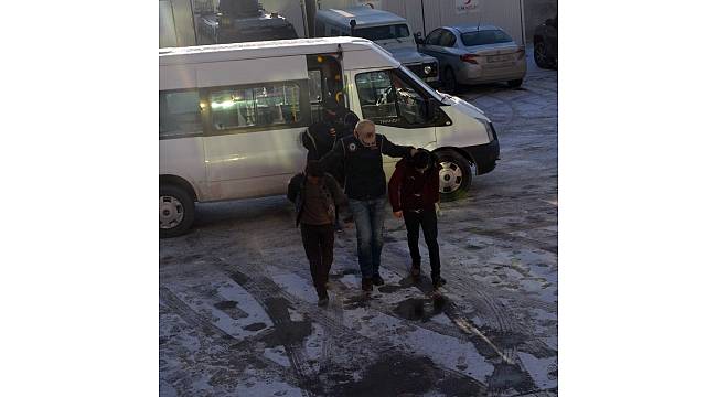 Van'da terör operasyonu: 9 gözaltı