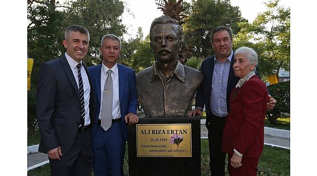 22. Ali Rıza Ertan Şiir Yarışması ödülleri sahiplerini bekliyor