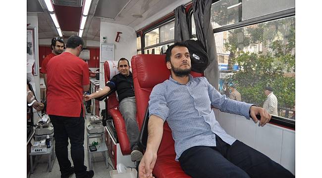 AK Gençlik'ten anlamlı destek