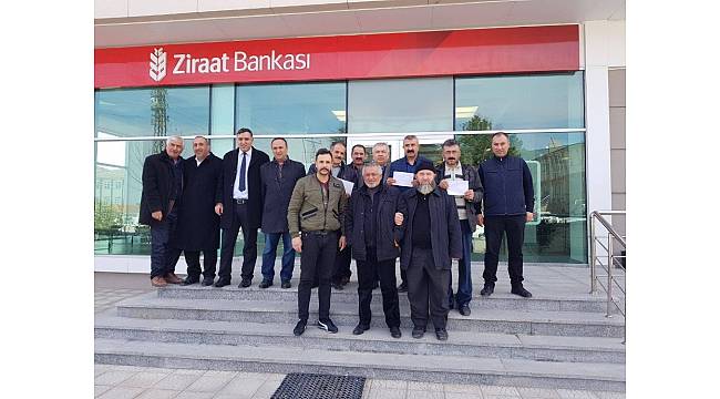 AK Parti Çiçekdağı Teşkilatından 'Zeytin Dalı Harekatına' nakdi destek