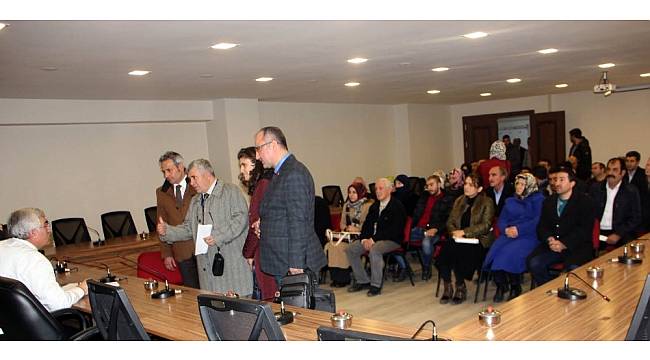 AK Parti Erzurum İl Başkanı Öz, Halk Günü'nde vatandaşları dinledi