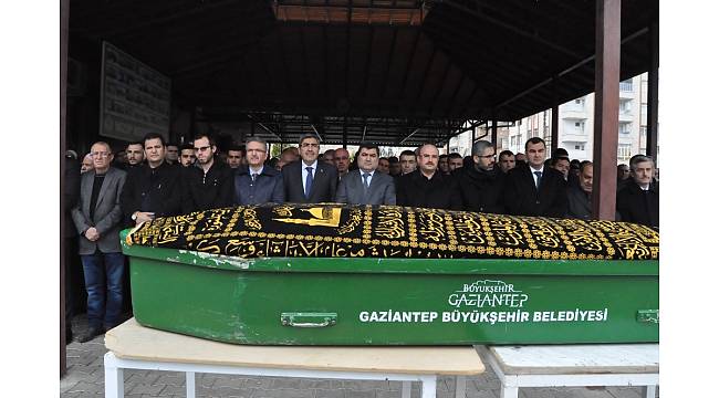 AK Parti Nizip İlçe başkanının babası defin edildi
