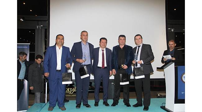 Antikkapı'nın çalışanlarına kıdem plaketi