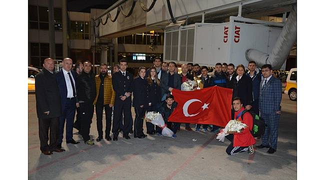Avrupa şampiyonlarına İstanbul'da muhteşem karşılama