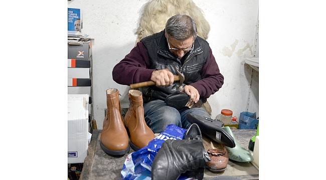 Ayakkabıcılar çıraksızlıktan şikayetçi