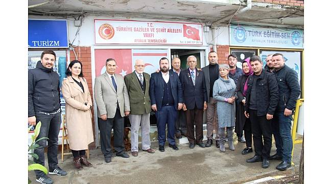 Ayvalık AK Parti'den gazilere anlamlı ziyaret