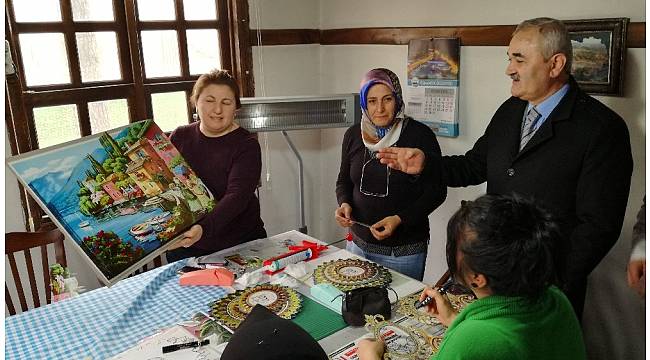 Başkan Karataş kadın kültür ve sanat merkezini inceledi