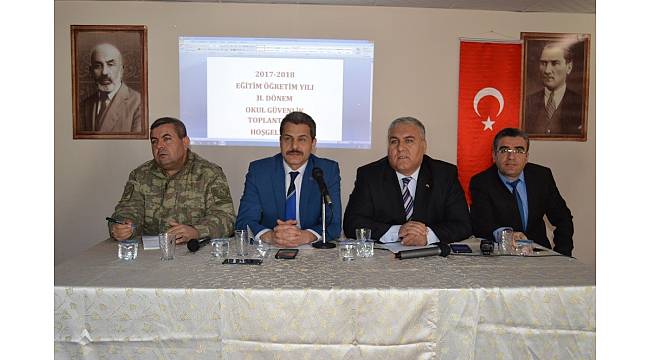 Besni'de okul güvenliği ve uyuşturucu ile mücadele toplantısı yapıldı