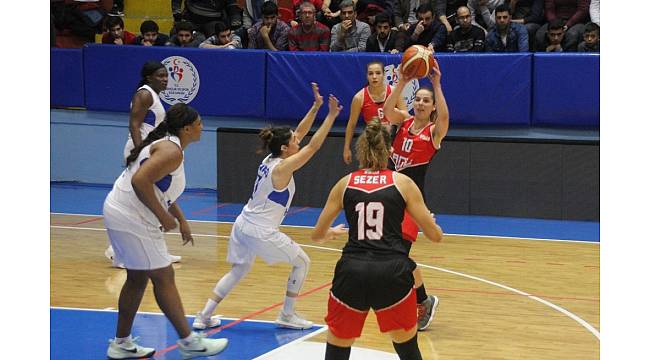 Bilyoner.com Kadınlar Basketbol Süper Ligi: Hatay BŞB: 82 - AGÜ: 61